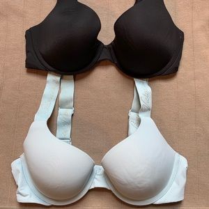 Set of 2 Victoria Secret Bras